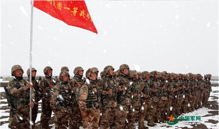 八一建軍節(jié):致敬中國(guó)軍人,液化氣儲(chǔ)罐廠家獻(xiàn)給***可愛(ài)的人！