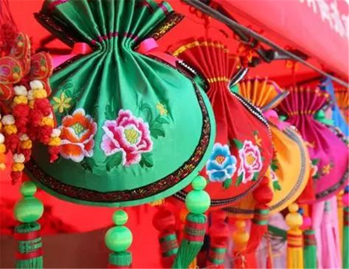 端午佳節(jié)傳統(tǒng)習(xí)俗你還記得多少？我們這代可不能丟了老規(guī)矩
